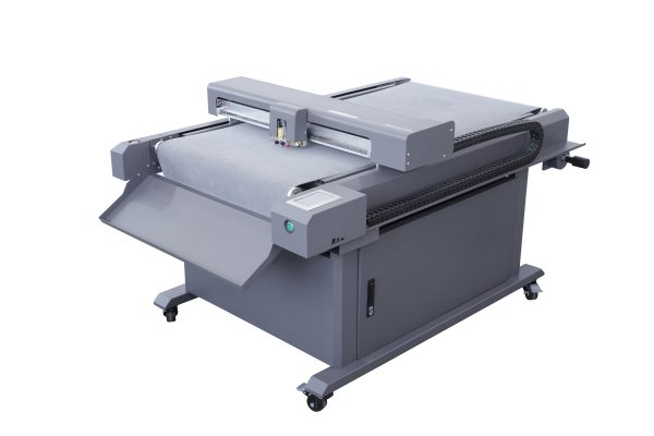 Intelligent cutting machine D1
