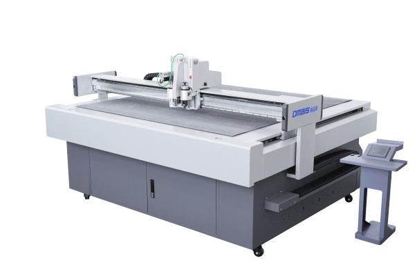 Intelligent cutting machine D10